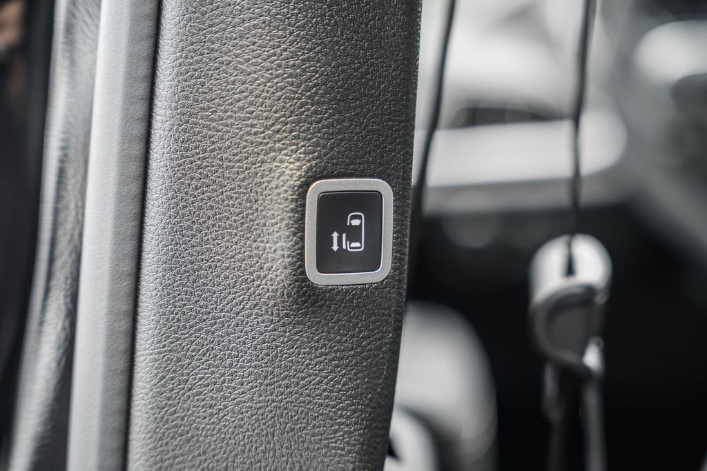 New 2025 Chrysler Pacifica Select image 29