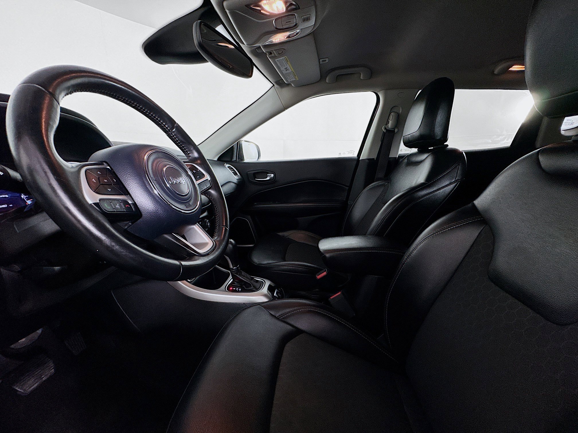 Used 2018 Jeep Compass Latitude w/ Popular Equipment Group image 21