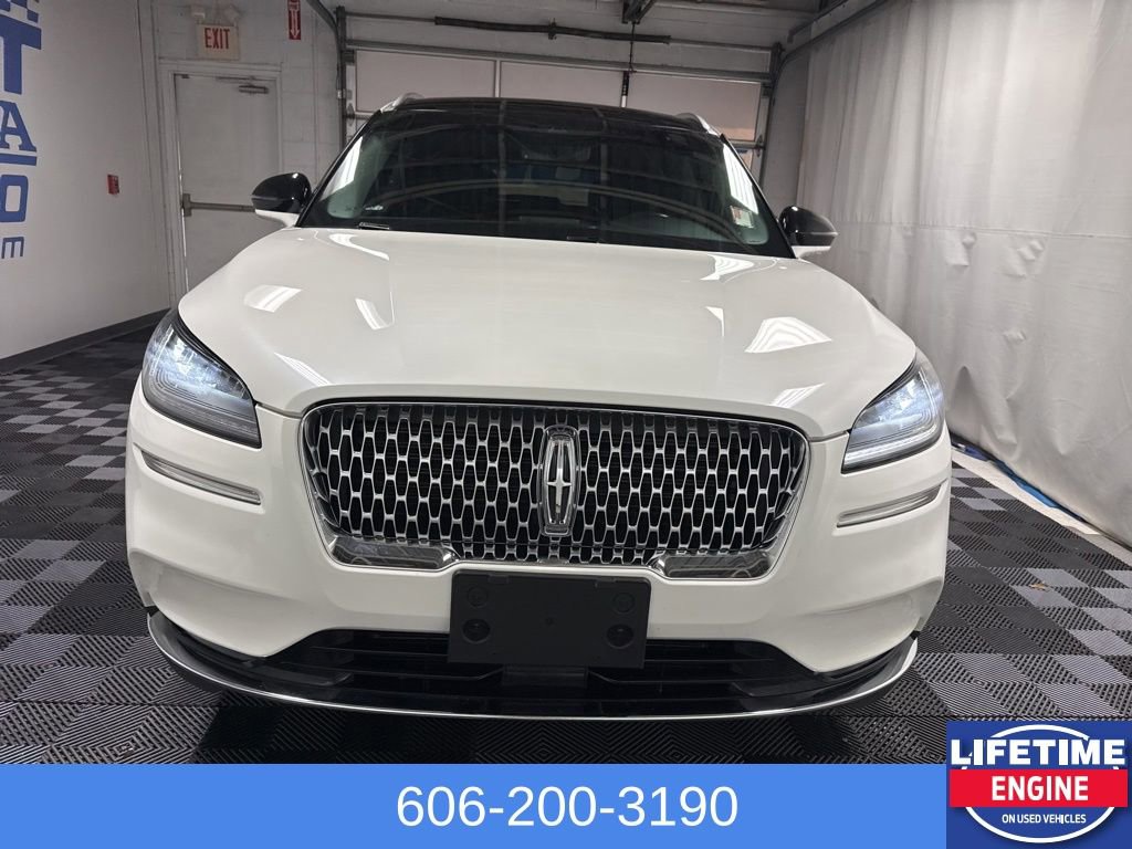 Used 2021 Lincoln Corsair Reserve w/ Elements Package image 2