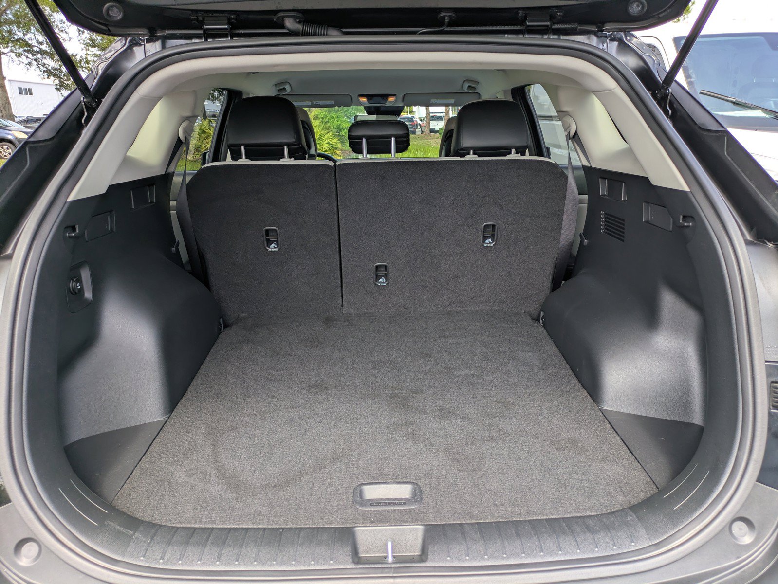 Certified 2023 Kia Sportage EX FWD image 10