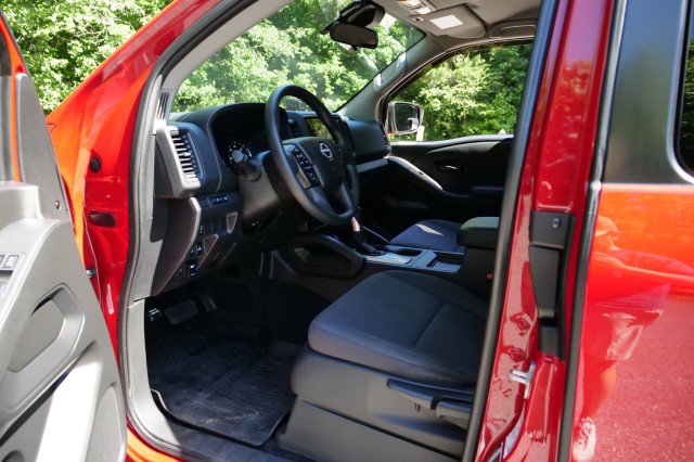 Used 2022 Nissan Frontier S w/ Technology Package AWD/4WD image 13