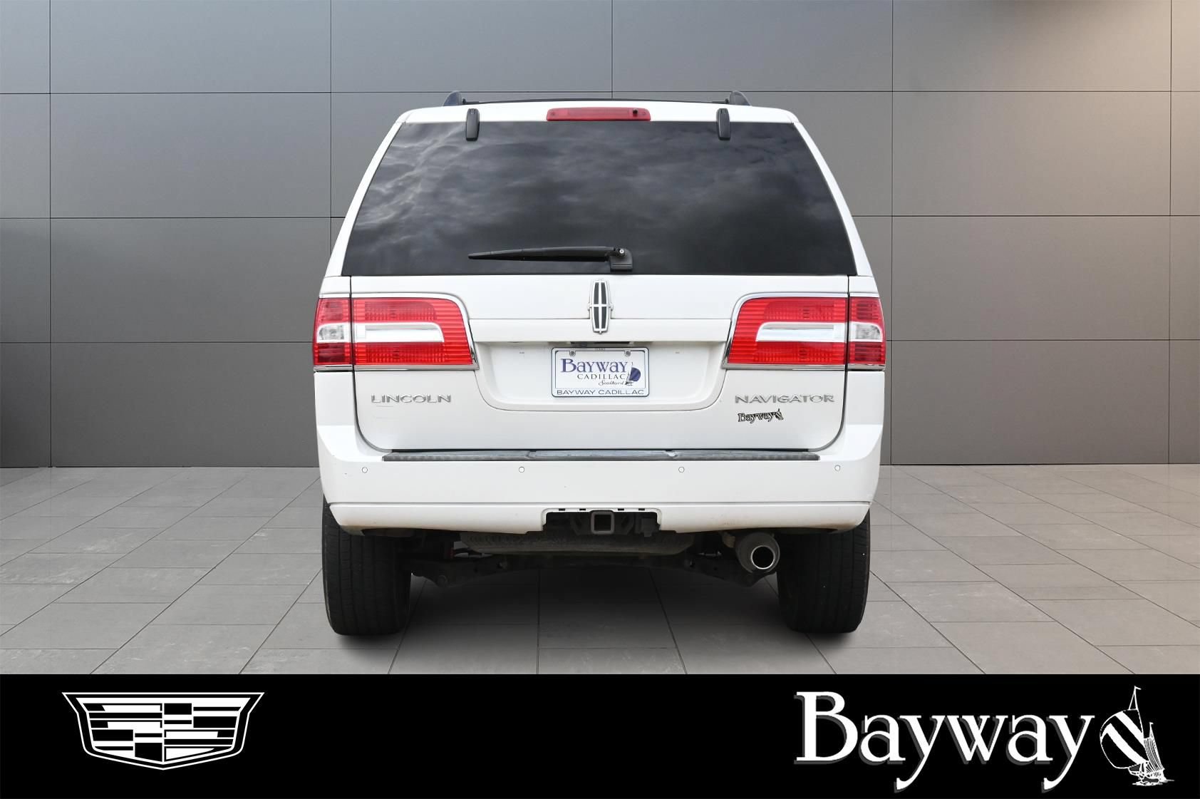 Used 2013 Lincoln Navigator 2WD w/ HD Trailer Tow Pkg image 7