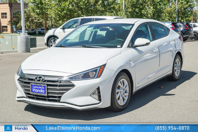 Used 2020 Hyundai Elantra SE w/ Cargo Package (C1) FWD image 4