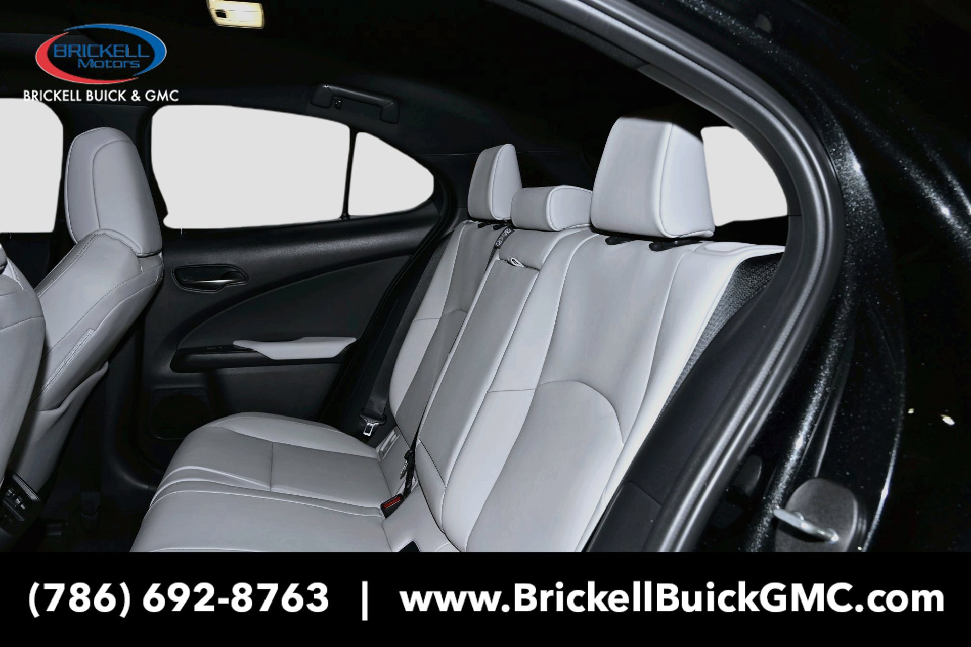 Used 2025 Lexus UX 300h FWD w/ Accessory Package (Z1) image 20