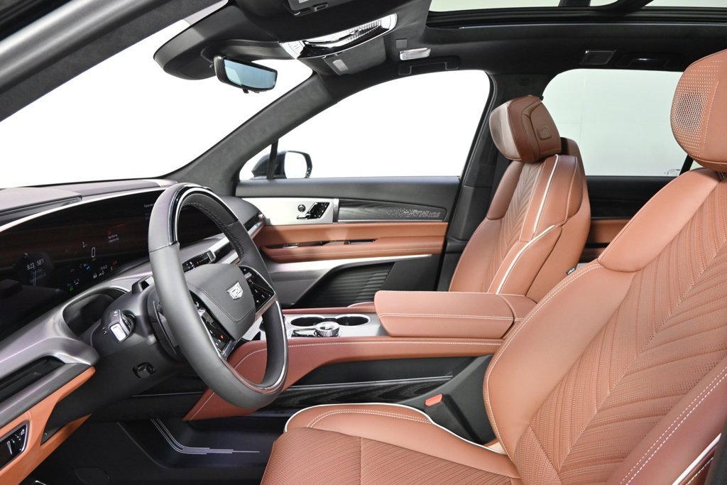 New 2026 Cadillac Vistiq Platinum image 13