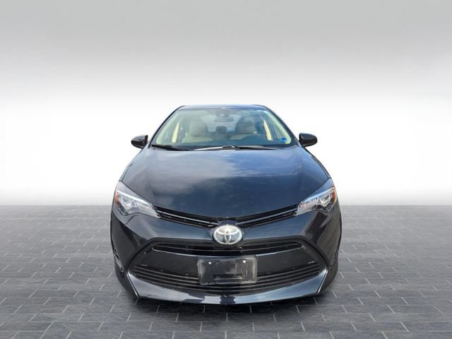 Used 2017 Toyota Corolla LE w/ Carpet Mat Package (TMS) FWD image 2