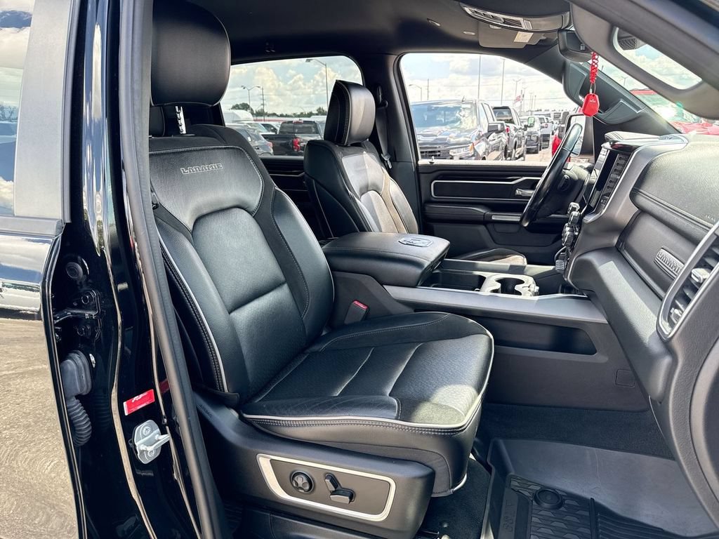 Used 2021 RAM 1500 Laramie AWD/4WD image 25