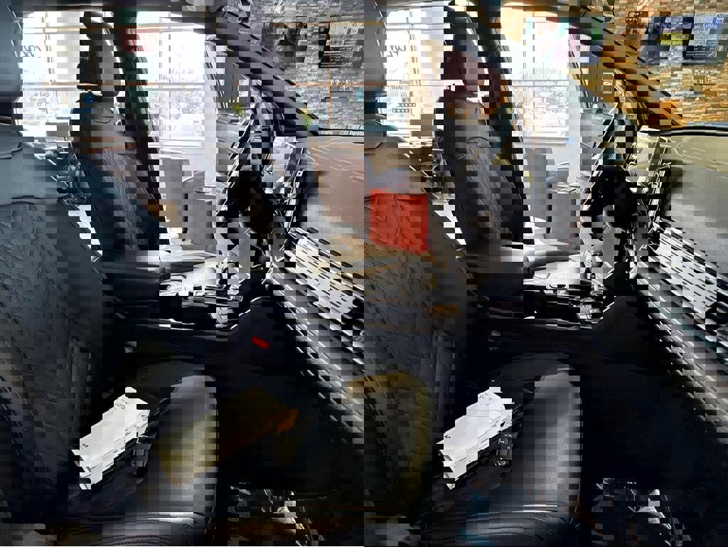 Used 2025 Kia Sportage X-Line w/ Premium Package image 29