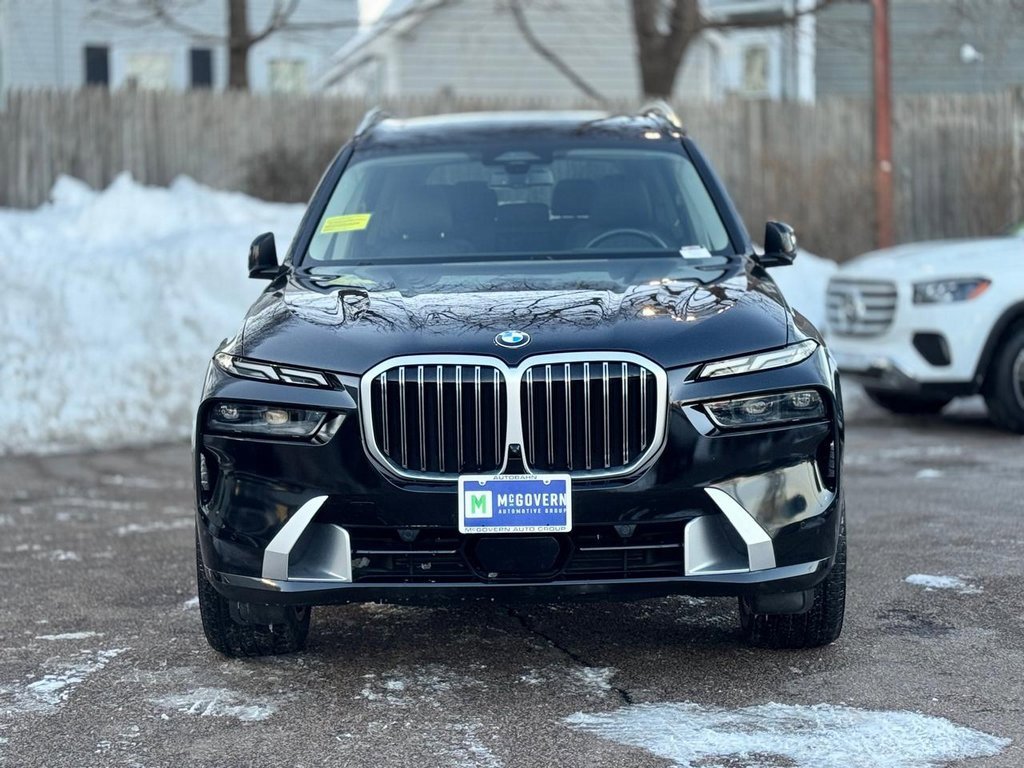 Used 2023 BMW X7 xDrive40i w/ Premium Package image 9