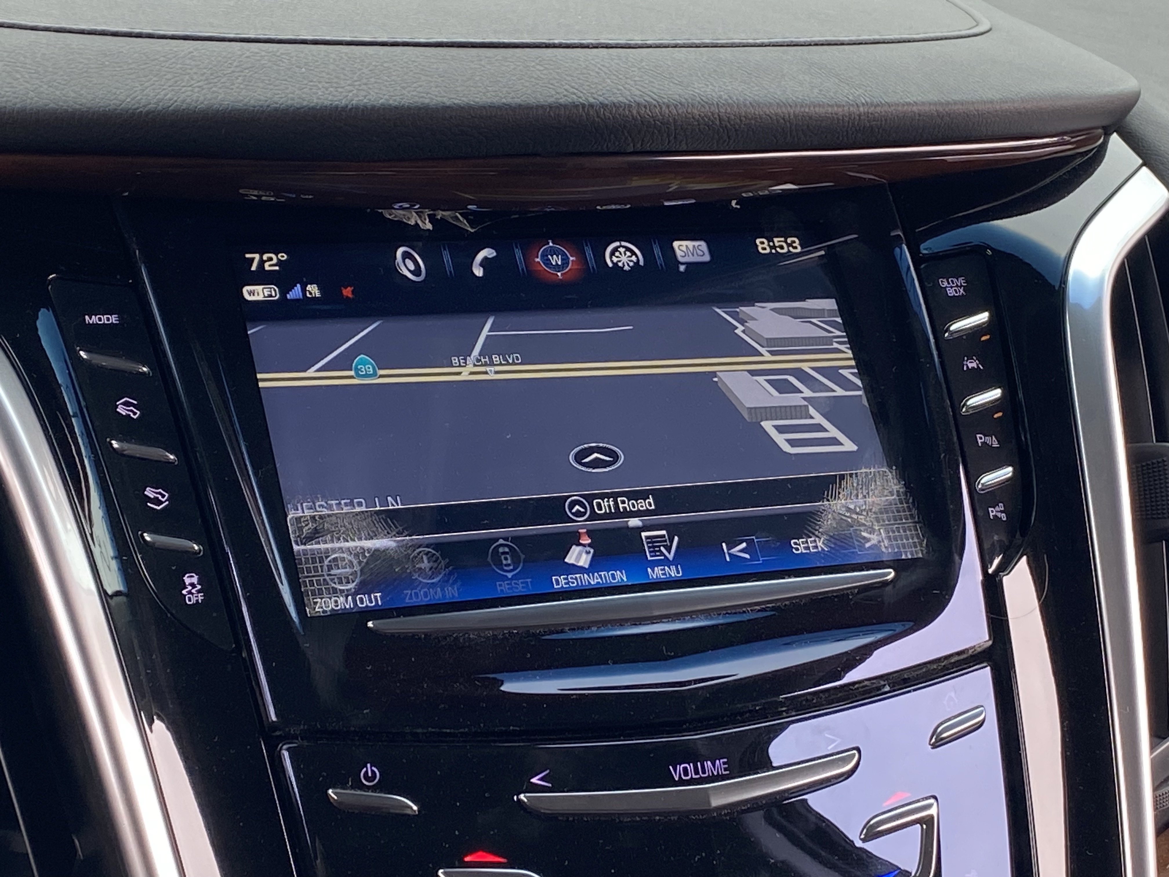 Used 2019 Cadillac Escalade Luxury AWD/4WD image 6