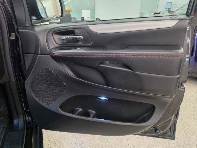 Used 2019 Dodge Grand Caravan GT FWD image 34