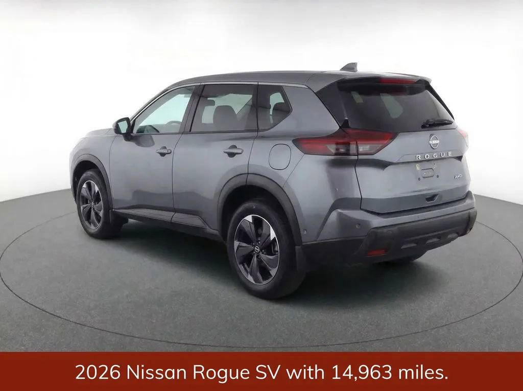 Used 2026 Nissan Rogue SV image 3