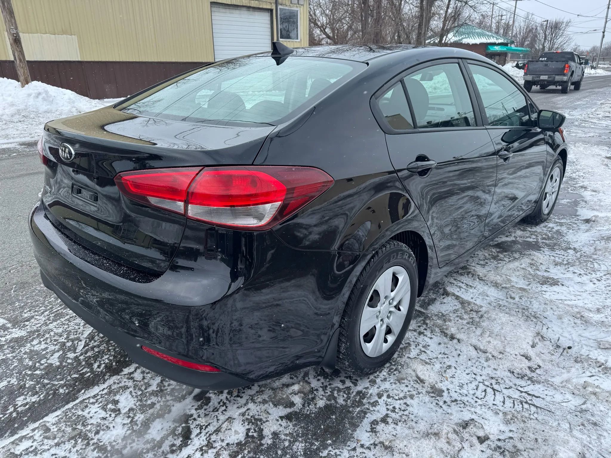 Used 2018 Kia Forte LX image 6