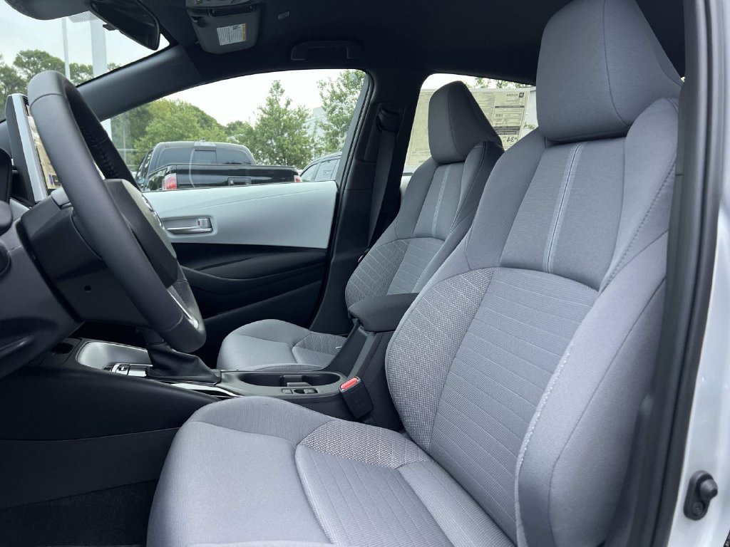New 2026 Toyota Corolla SE w/ SE Package FWD image 25