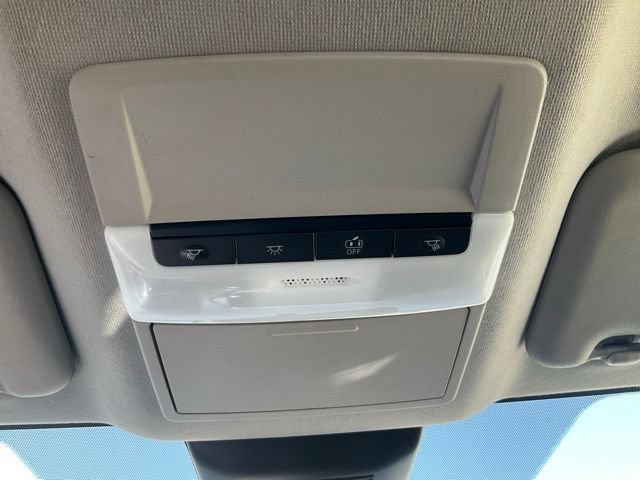 Used 2024 Nissan Sentra SV FWD image 15