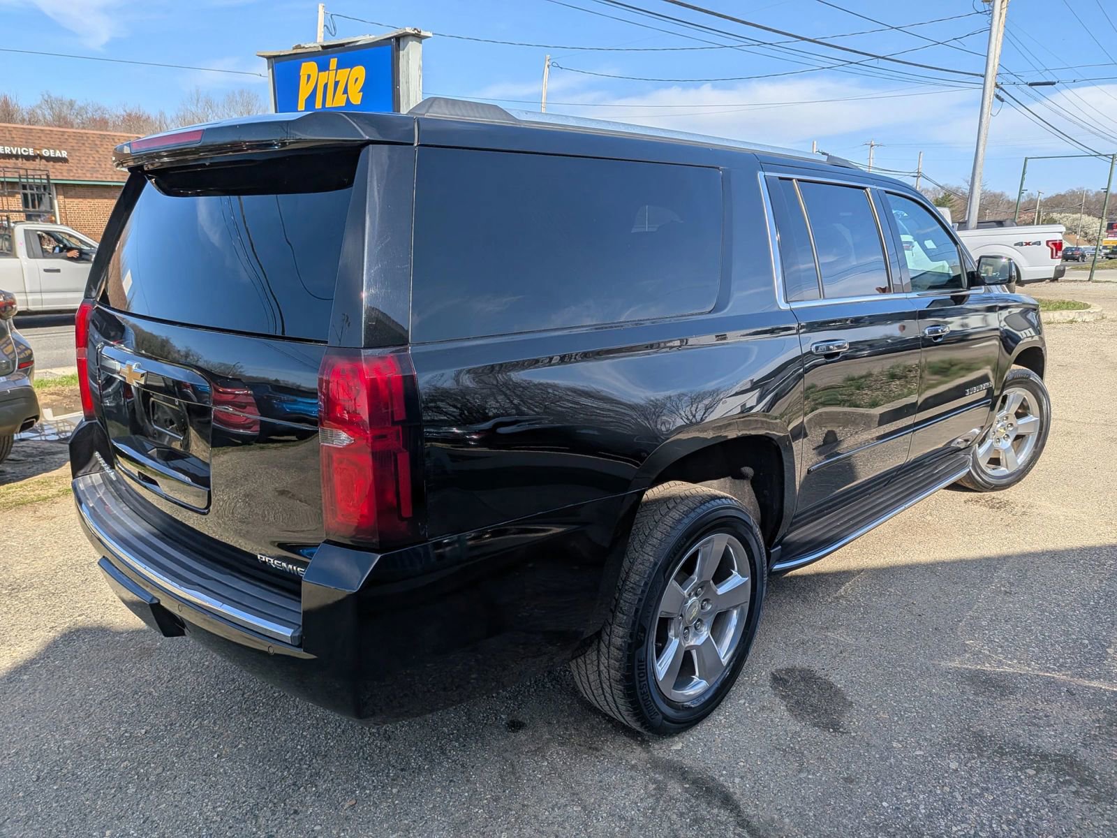 Used 2020 Chevrolet Suburban Premier image 6