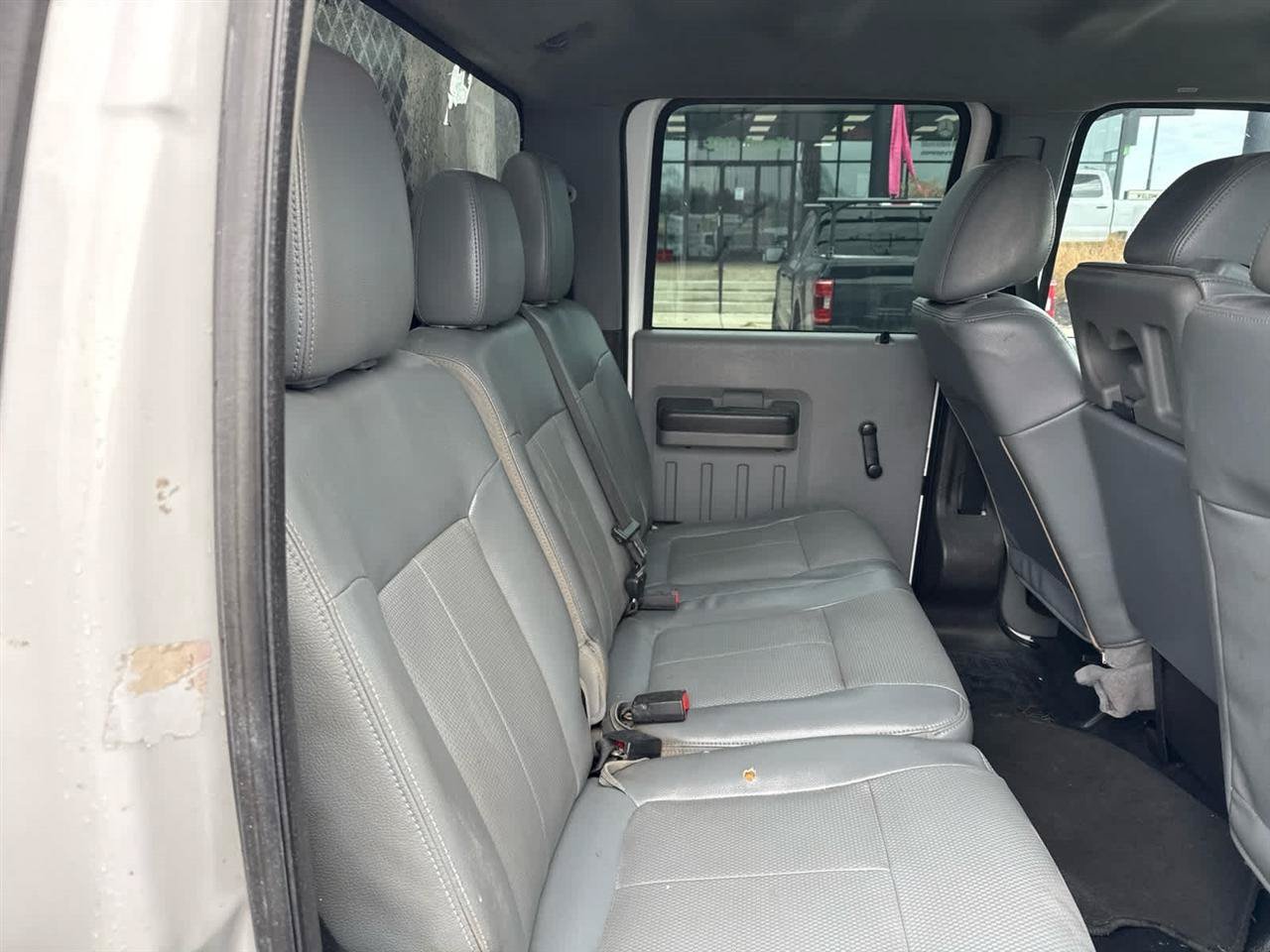 Used 2015 Ford F550 2WD Crew Cab Super Duty image 17