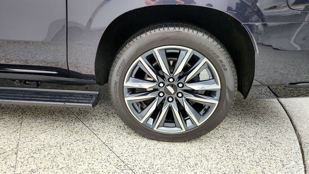 Used 2023 Cadillac Escalade ESV Sport w/ Touring Package AWD/4WD image 9