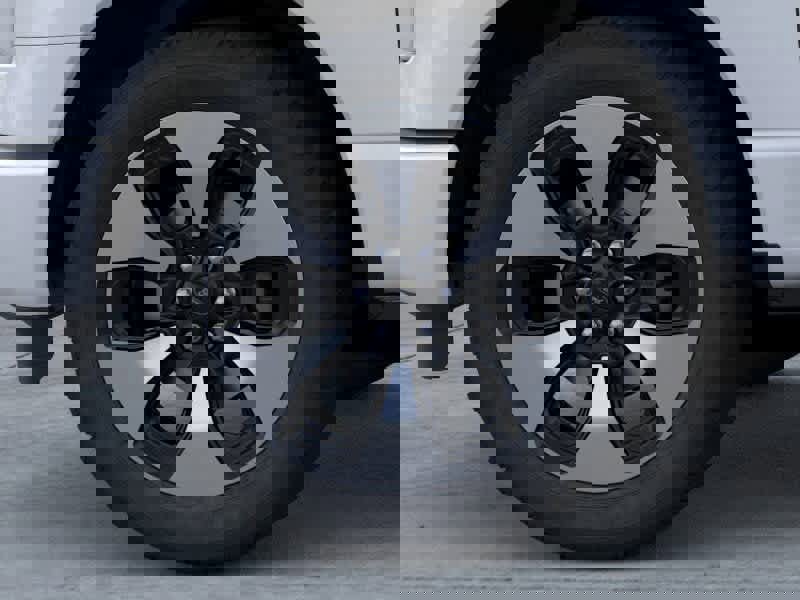 New 2025 Ford F150 Lightning Platinum image 19