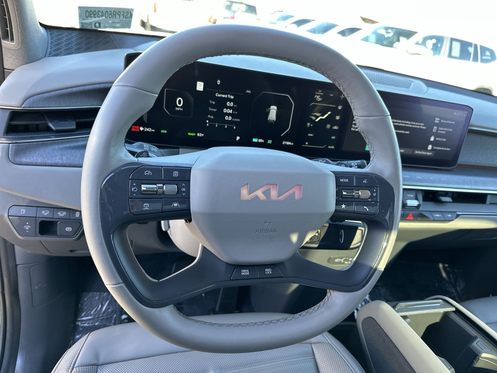 Used 2024 Kia EV9 Land AWD/4WD image 17