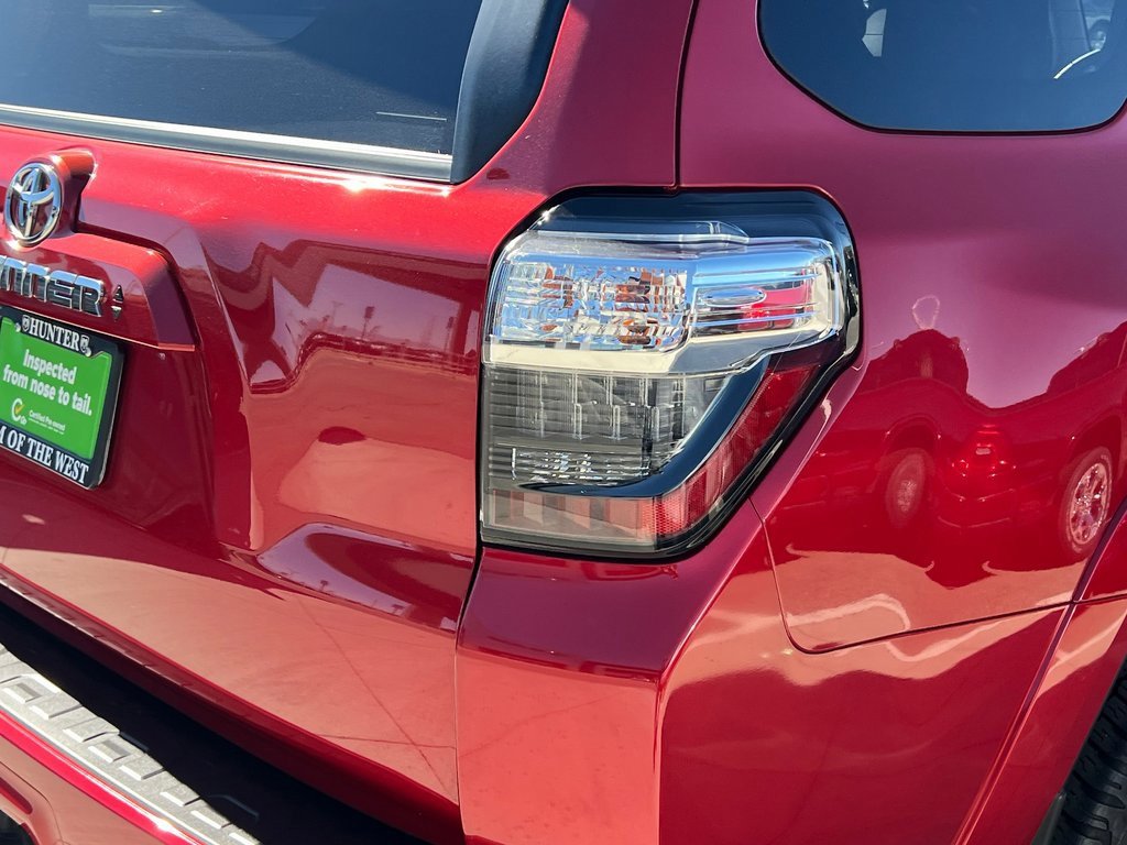 Used 2022 Toyota 4Runner SR5 Premium image 18