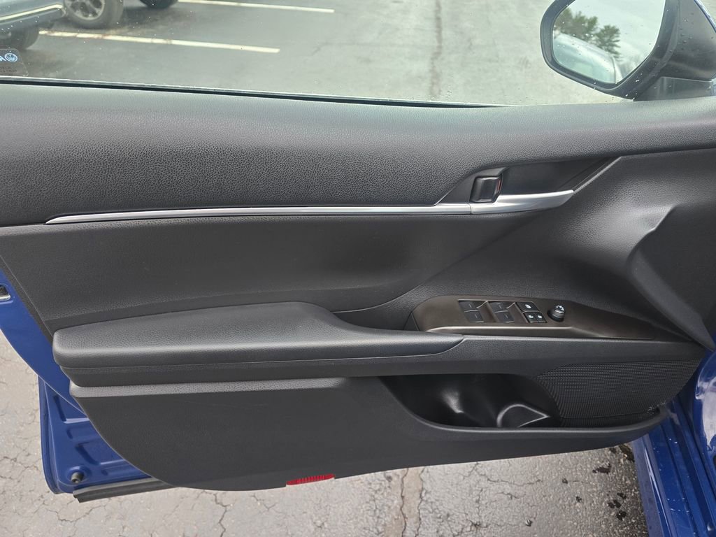 Certified 2024 Toyota Camry SE w/ Cold Weather Package FWD image 17