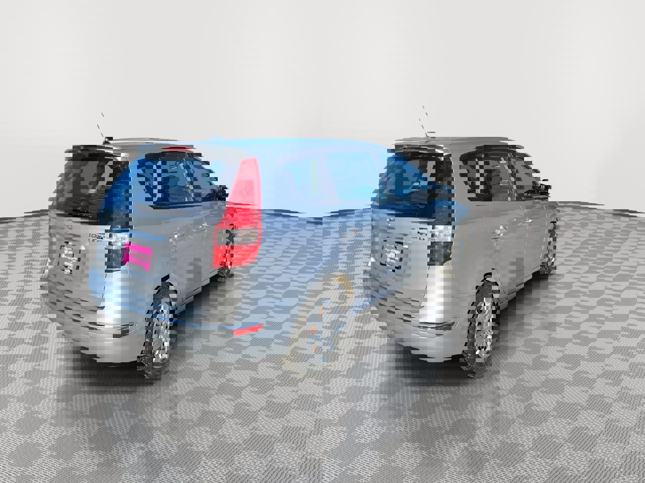 Used 2010 Hyundai Elantra GLS image 8