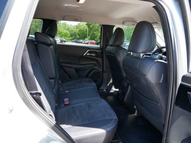 Used 2024 Mitsubishi Outlander SE AWD/4WD image 9