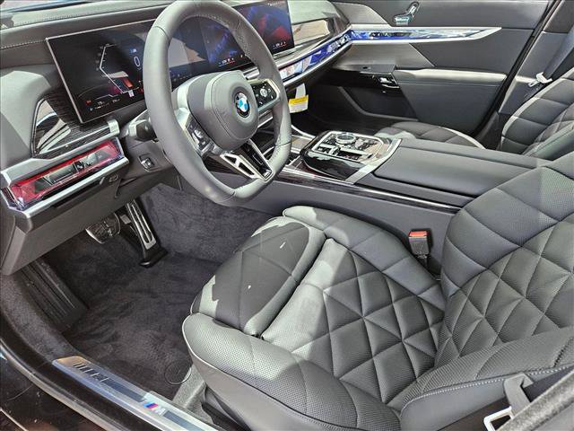 New 2026 BMW 740i xDrive AWD/4WD image 9