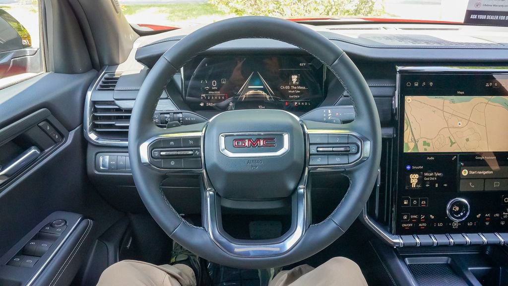 New 2025 GMC Acadia Elevation image 32