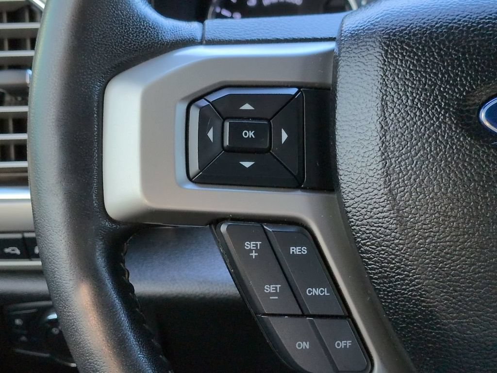 Used 2017 Ford F250 Lariat w/ Lariat Ultimate Package AWD/4WD image 26