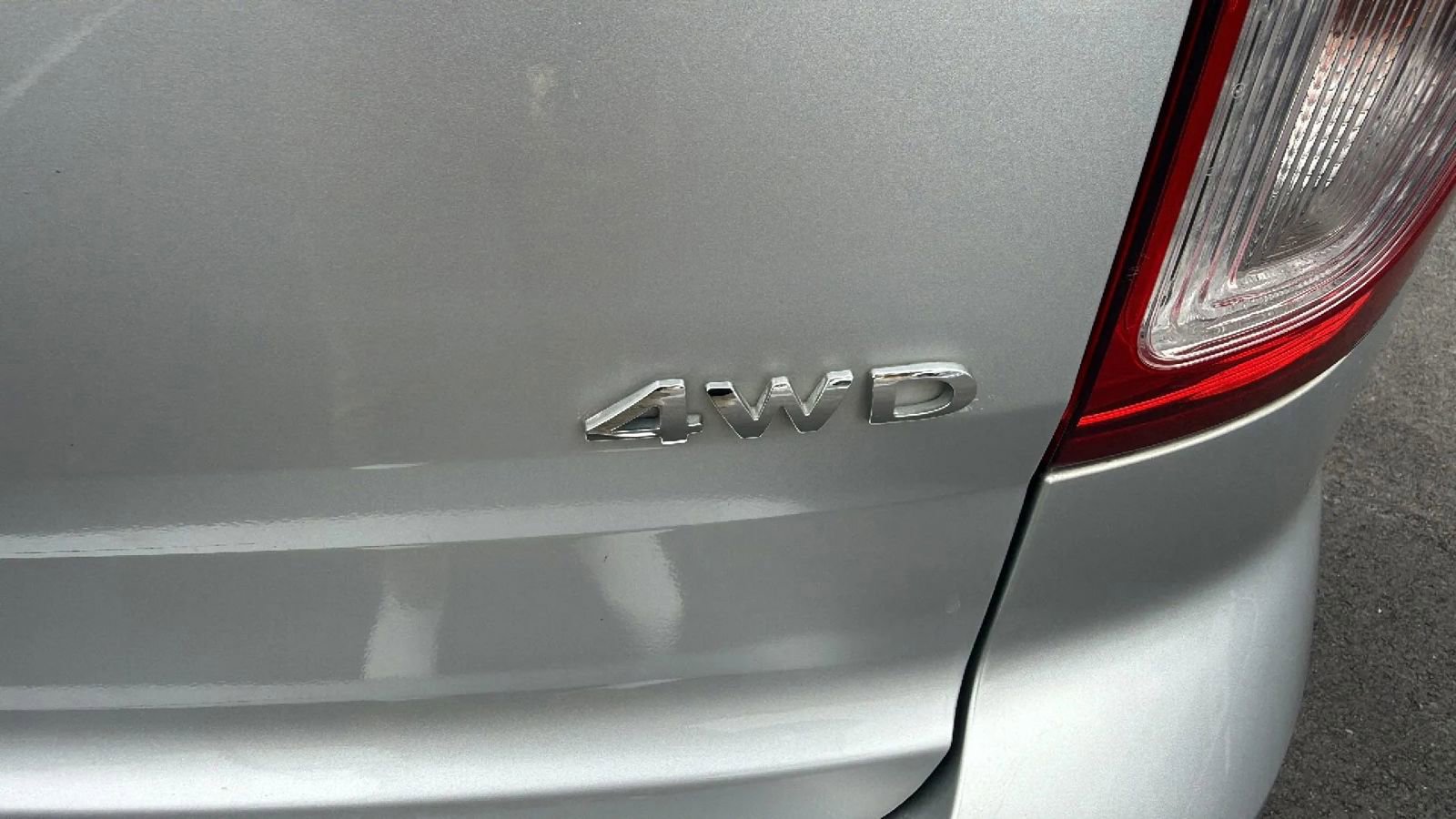 Used 2015 Ford Explorer XLT w/ Equipment Group 202A image 55