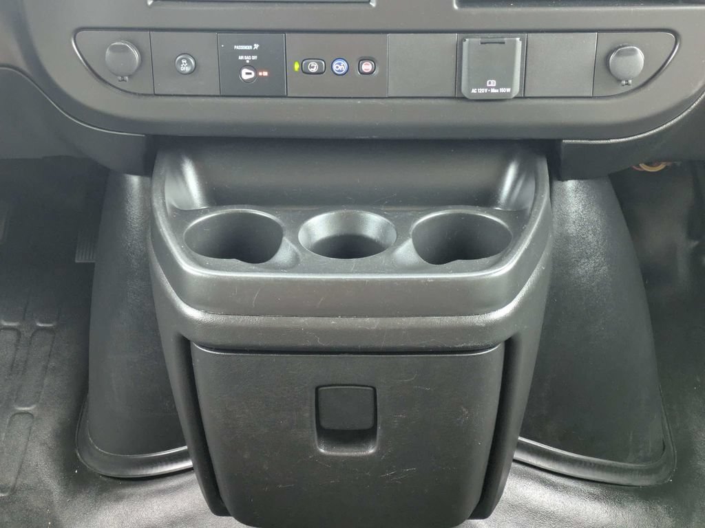 Used 2023 GMC Savana 3500 LS RWD image 17