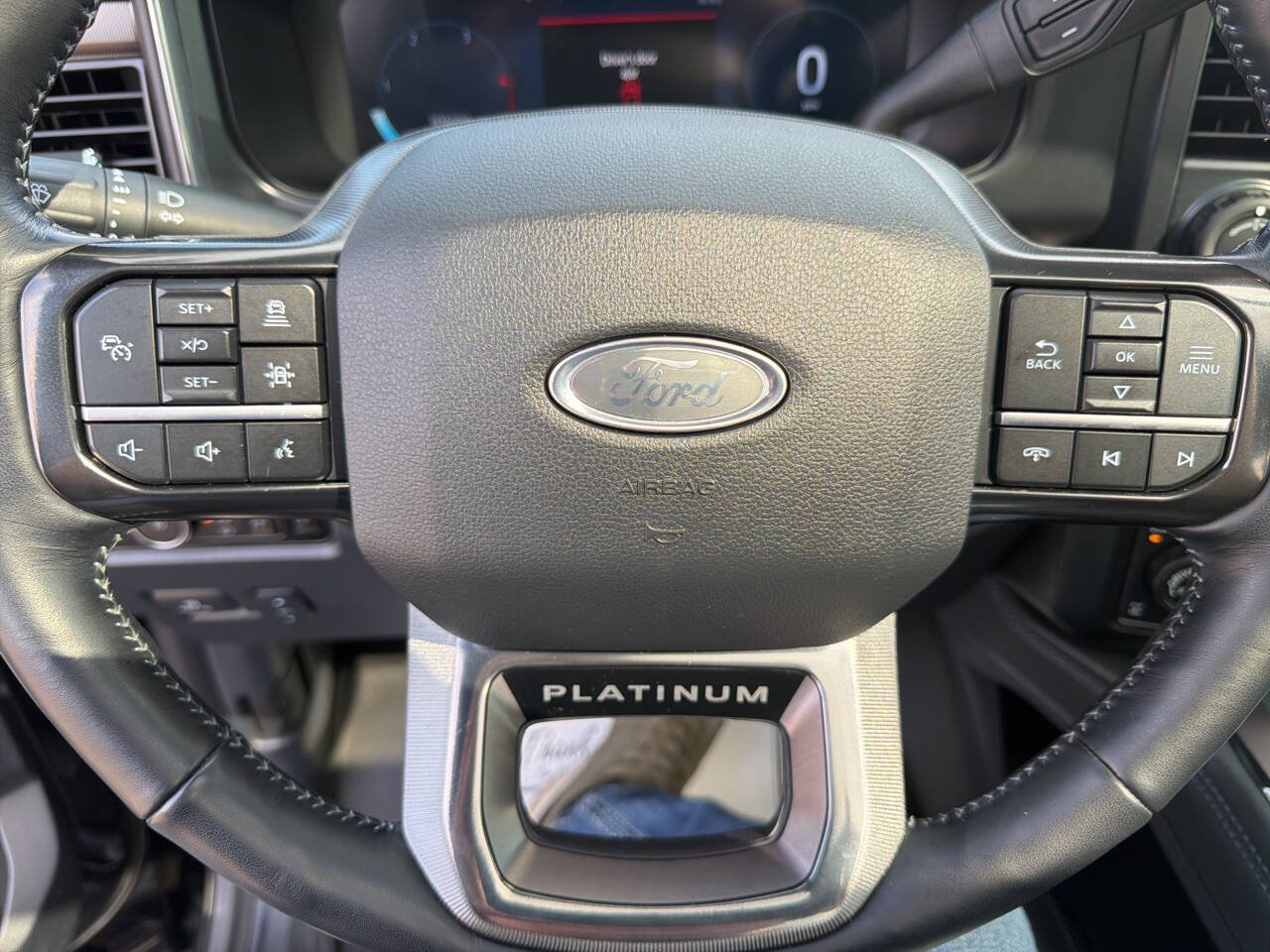 Used 2026 Ford F250 Platinum w/ Tremor Off-Road Package AWD/4WD image 28