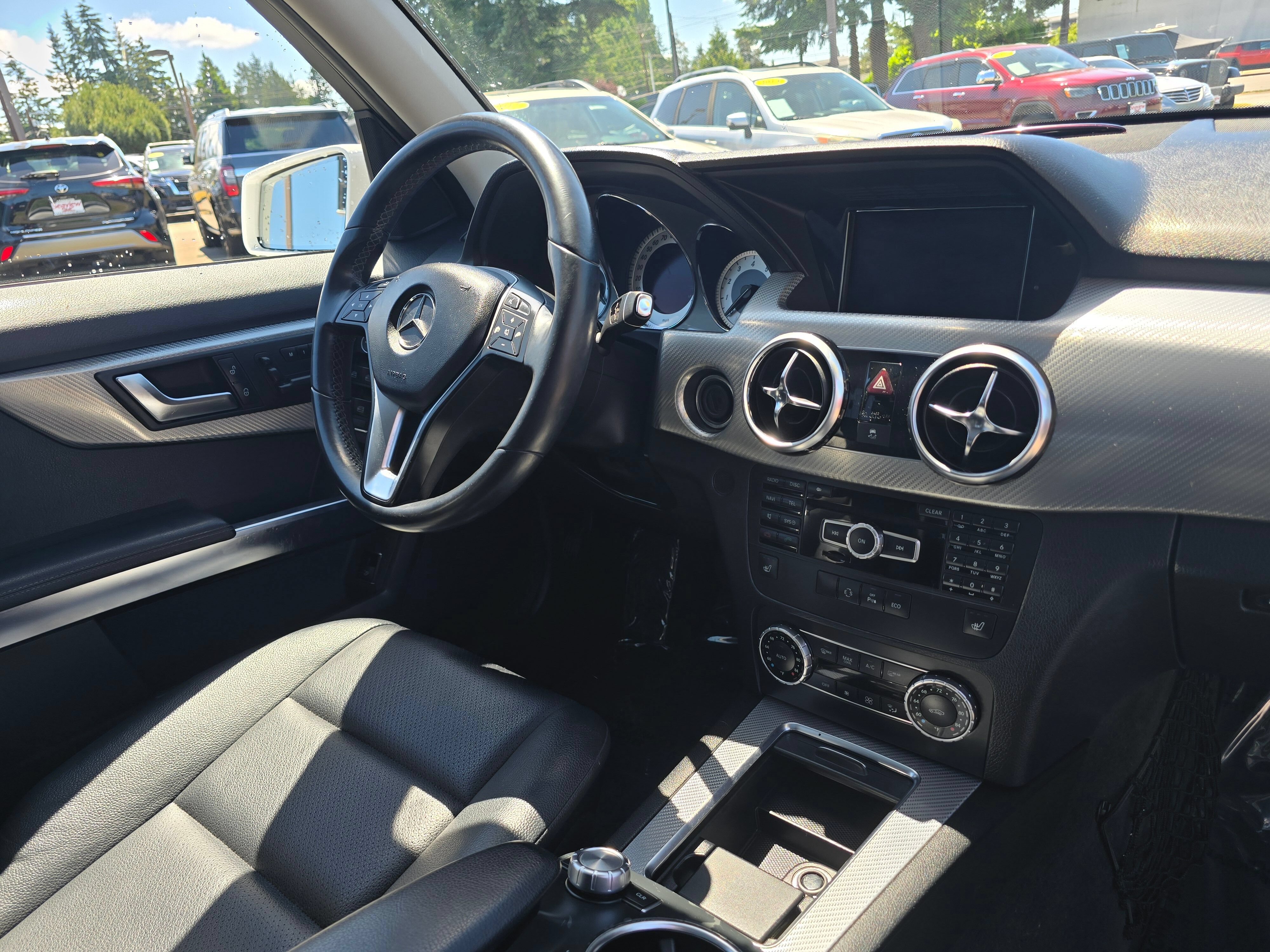 Used 2013 Mercedes-Benz GLK 350 4MATIC image 10