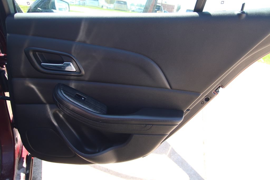 Used 2015 Chevrolet Malibu LT w/ Power Convenience Package FWD image 35