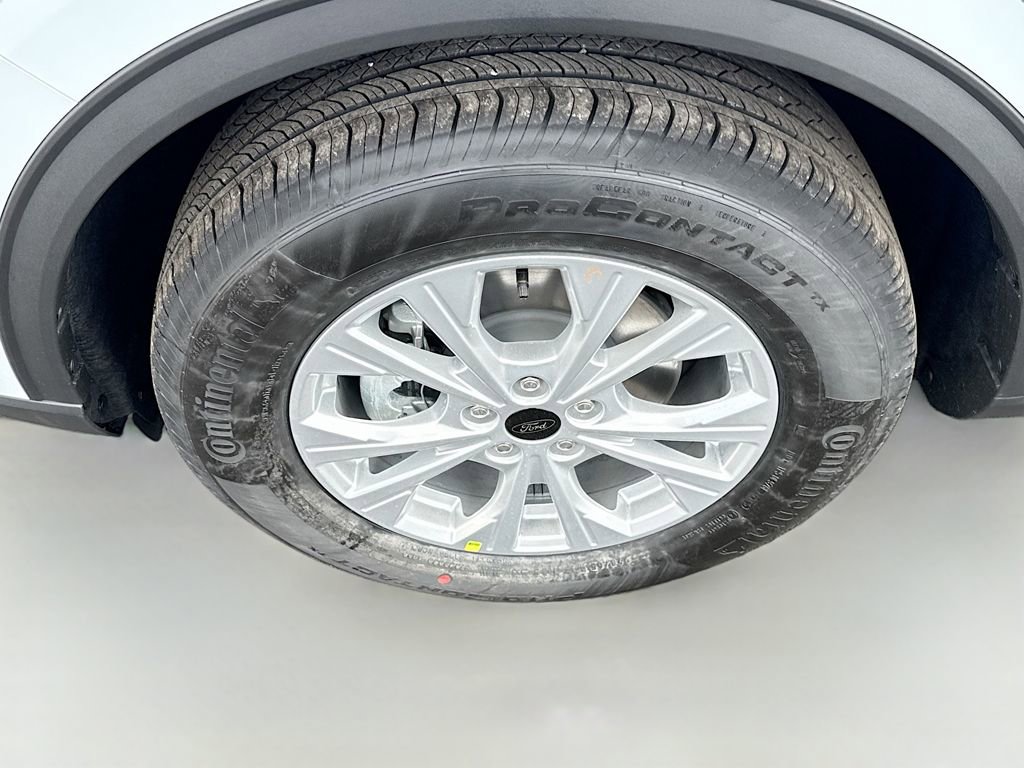 New 2026 Ford Escape Active w/ Cold Weather Package image 17