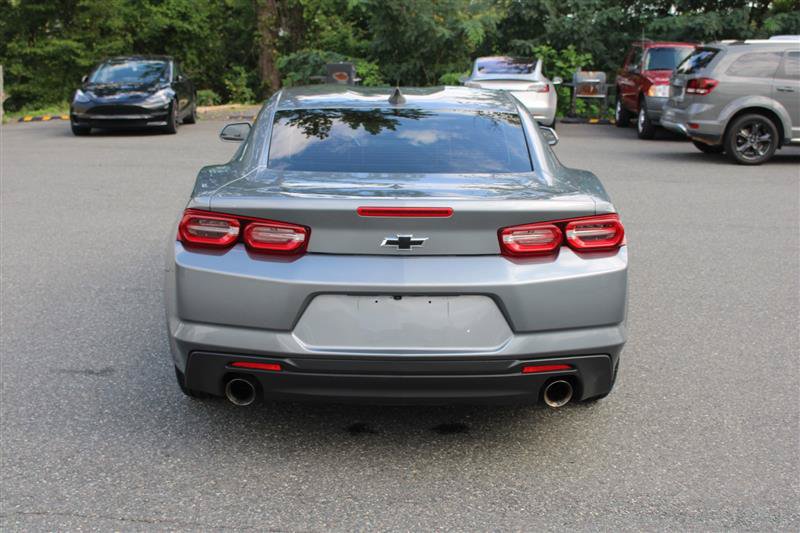 Used 2020 Chevrolet Camaro LT RWD image 7