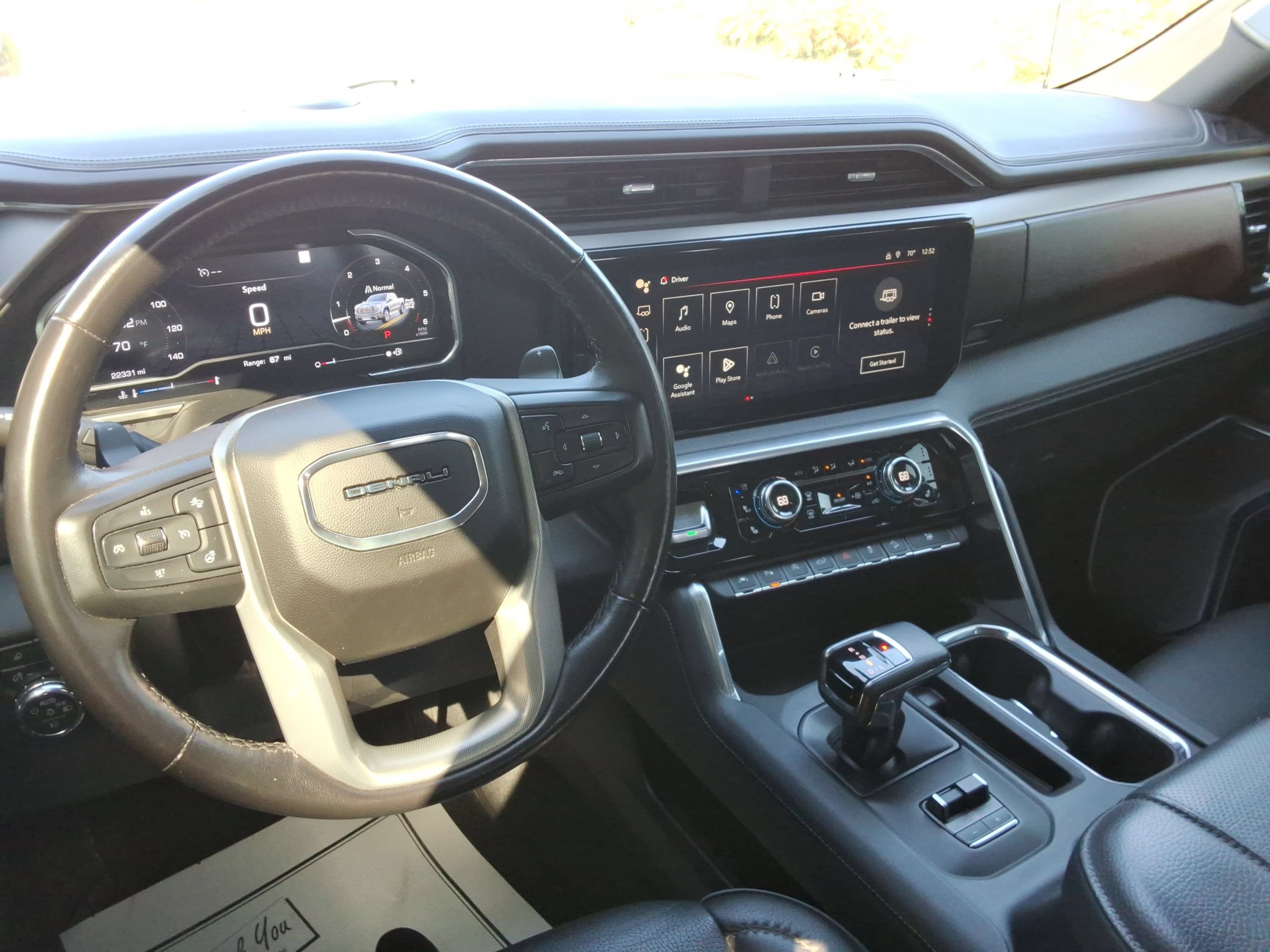 Used 2023 GMC Sierra 1500 Denali w/ Technology Package AWD/4WD image 12