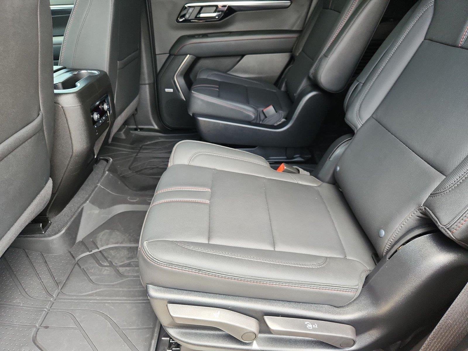 Used 2025 Chevrolet Tahoe RST w/ Comfort Package RWD image 26