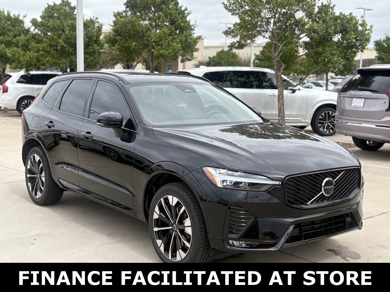 New 2026 Volvo XC60 B5 Plus w/ Protection Package Premier image 5