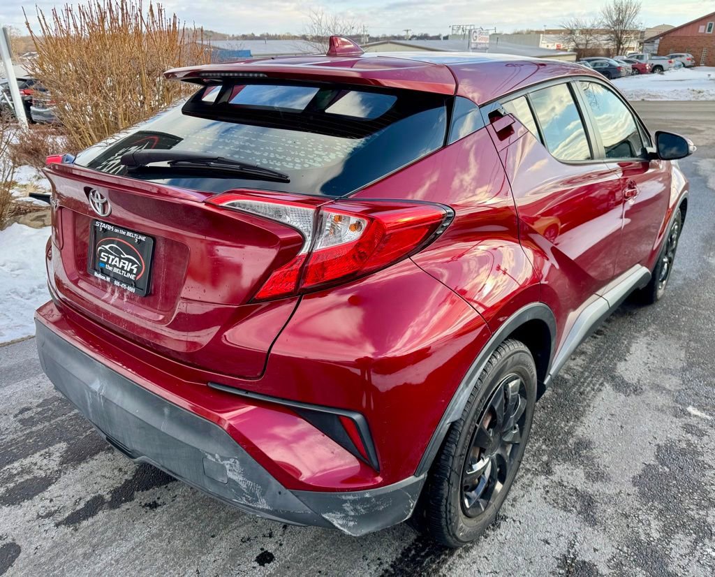 Used 2019 Toyota C-HR LE image 7