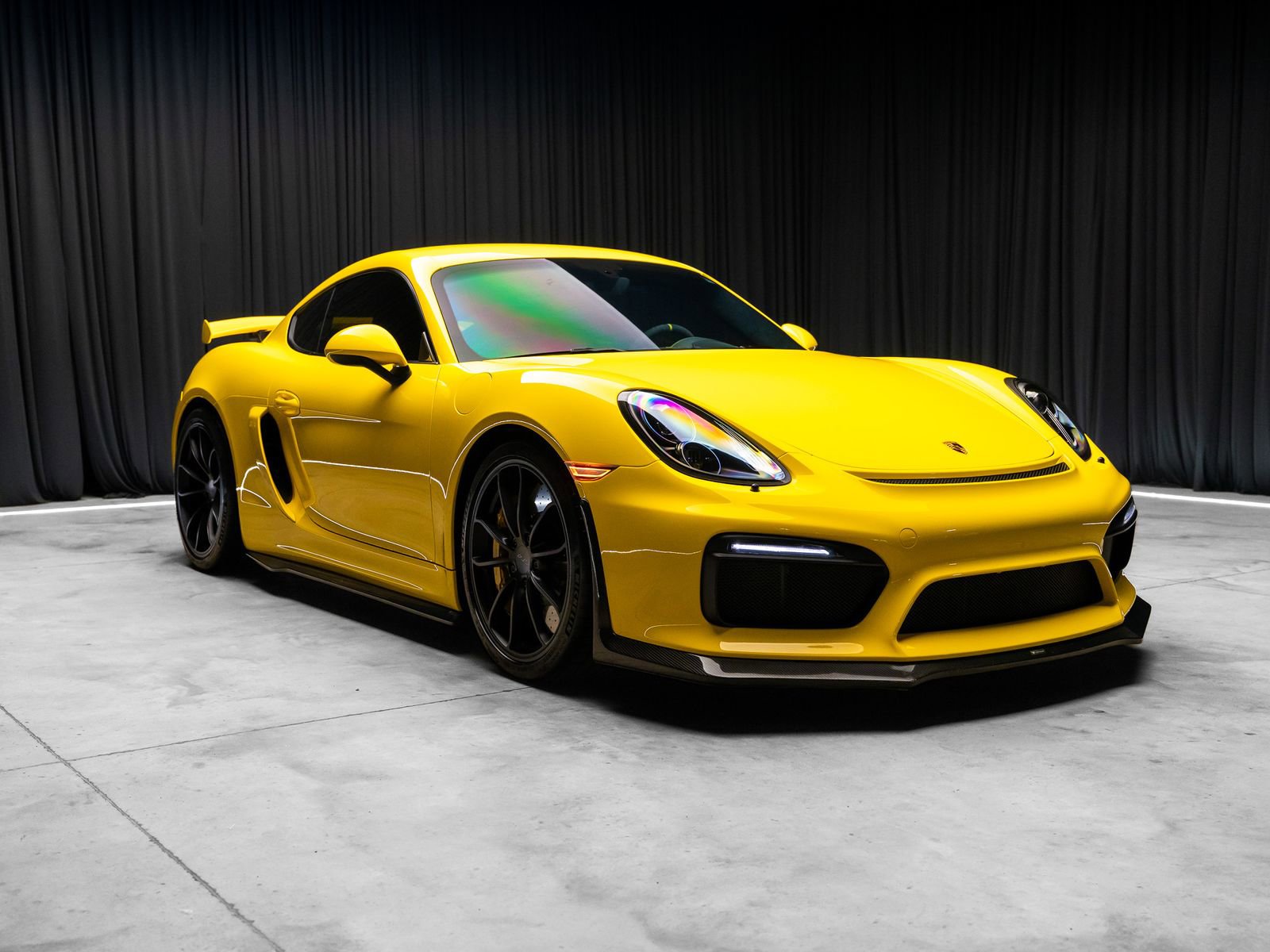 Used 2016 Porsche Cayman GT4 w/ Sport Chrono Package RWD image 16