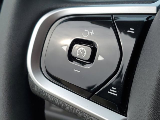 New 2026 Volvo XC90 B6 Plus w/ Protection Package Premier image 12