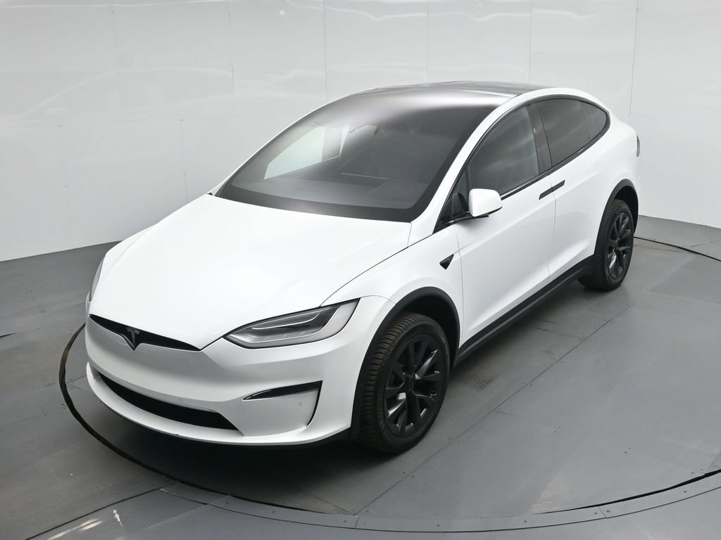 Used 2022 Tesla Model X image 32