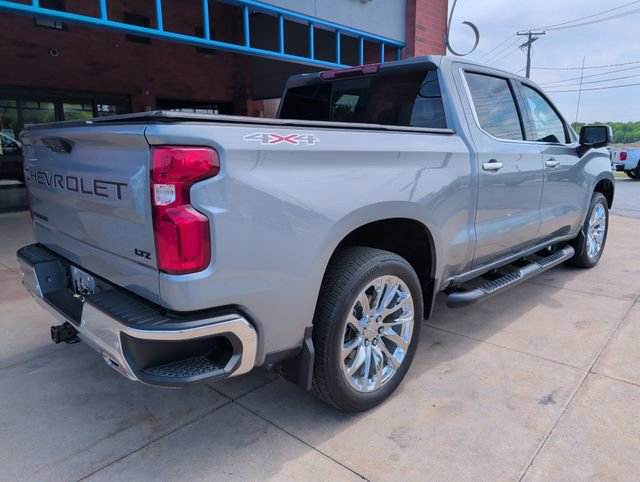 Used 2023 Chevrolet Silverado 1500 LTZ w/ LTZ Convenience Package II AWD/4WD image 9