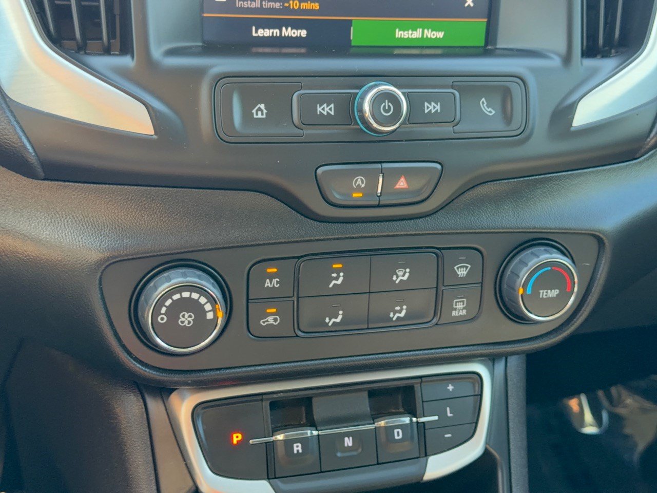 Used 2024 GMC Terrain SLE FWD image 22