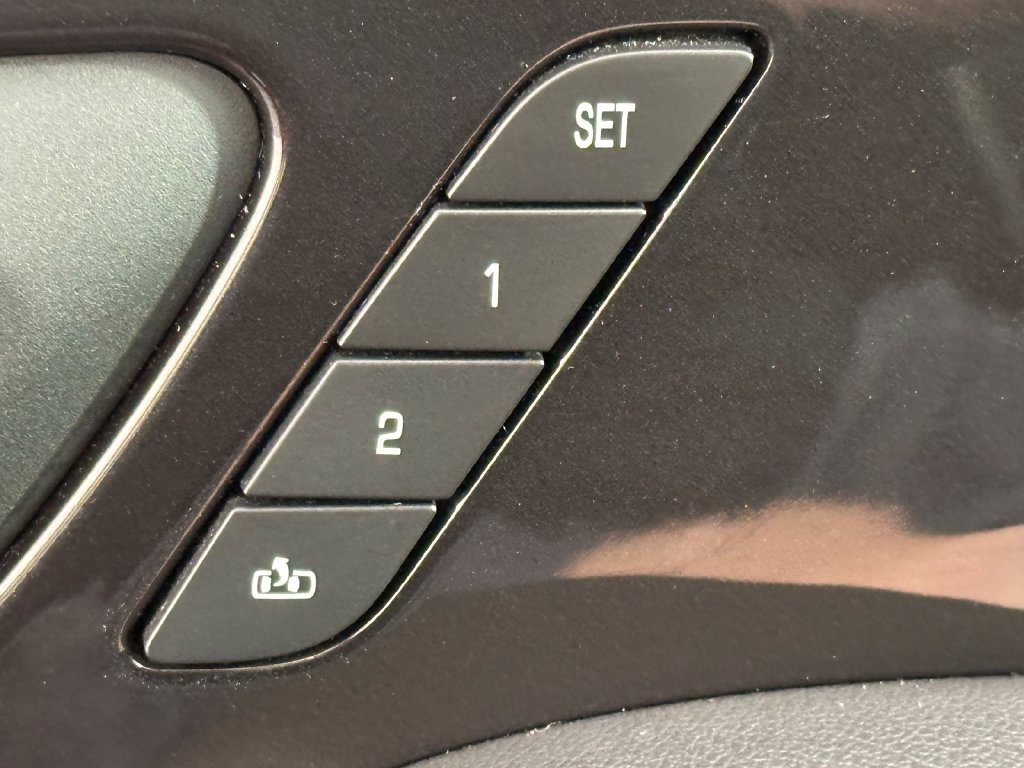 Used 2021 Chevrolet Blazer RS w/ Enhanced Convenience Package AWD/4WD image 41