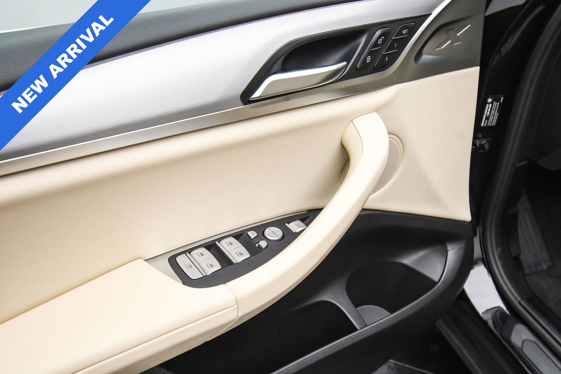 Used 2023 BMW X4 xDrive30i w/ Convenience Package image 44