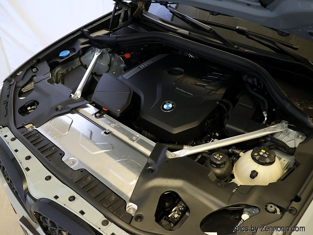 Used 2023 BMW X4 xDrive30i w/ M Sport Package AWD/4WD image 37